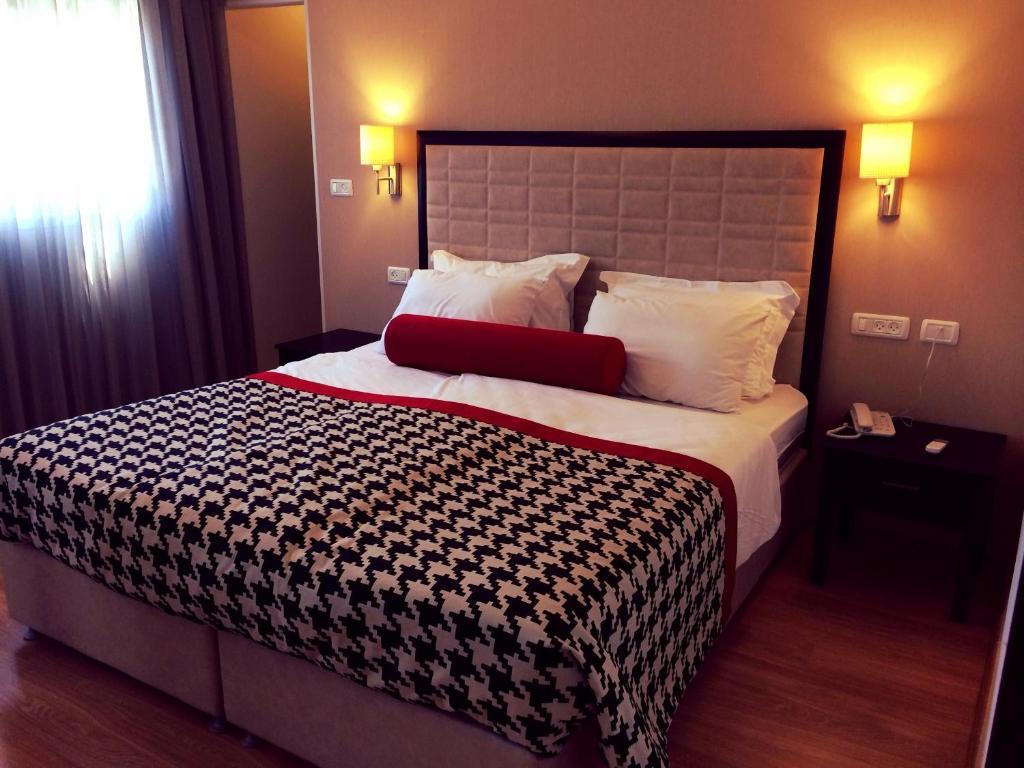 Premium Doppel-/Zweibettzimmer